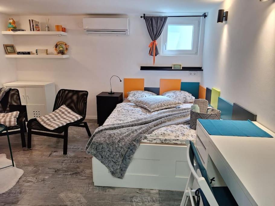 New Studio Apartment Emmy With Free Street Parking Zagrzeb Zewnętrze zdjęcie
